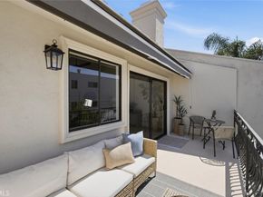 1301 S Catalina L, Redondo Beach CA 90277