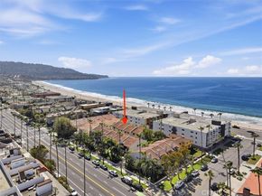 1301 S Catalina L, Redondo Beach CA 90277