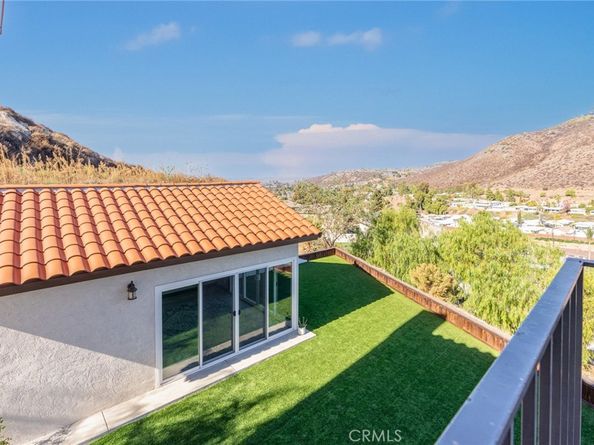 1160 Topper Lane, El Cajon CA 92021
