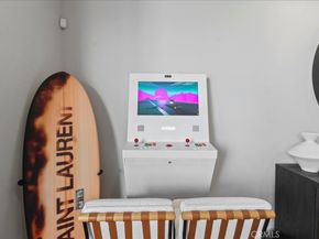 22065 Pacific Coast Hwy 3, Malibu CA 90265