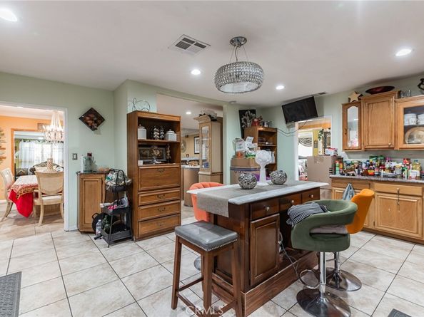 10833 Saticoy Street, Sun Valley CA 91352