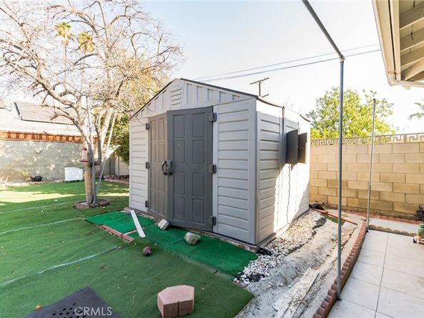 10833 Saticoy Street, Sun Valley CA 91352