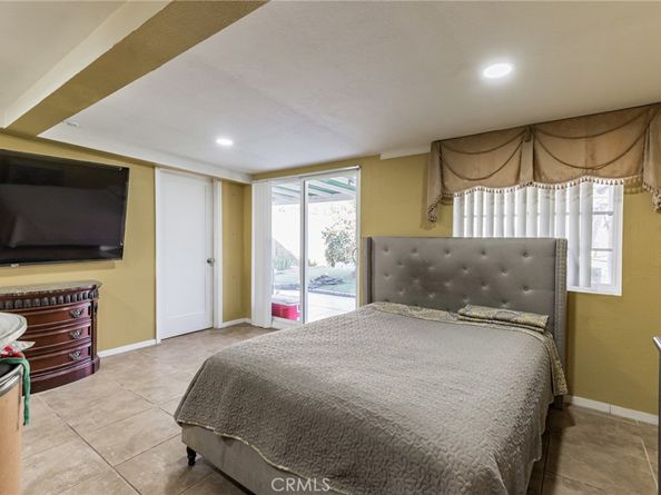 10833 Saticoy Street, Sun Valley CA 91352