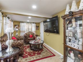 10833 Saticoy Street, Sun Valley CA 91352