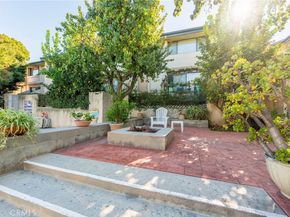 7137 Shoup Avenue 39, West Hills CA 91307