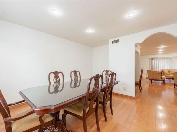 7137 Shoup Avenue 39, West Hills CA 91307