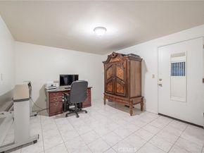 7137 Shoup Avenue 39, West Hills CA 91307