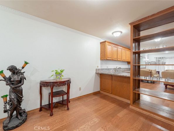 7137 Shoup Avenue 39, West Hills CA 91307