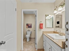 22123 Burbank Blvd #2, Woodland Hills CA 91367