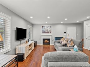 22123 Burbank Blvd #2, Woodland Hills CA 91367