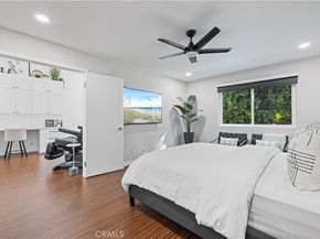 10061 Melinda Way 2, Northridge CA 91325