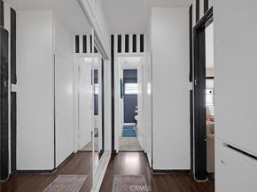 933 E 1st Street 7, Long Beach CA 90802