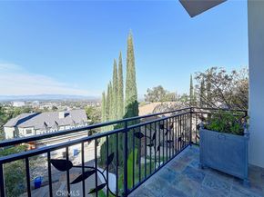 3952 Oakfield Drive, Sherman Oaks CA 91423