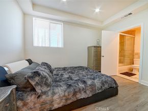 3952 Oakfield Drive, Sherman Oaks CA 91423