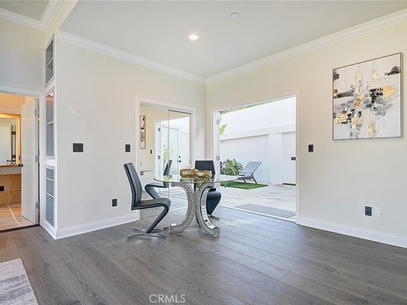 3952 Oakfield Drive, Sherman Oaks CA 91423