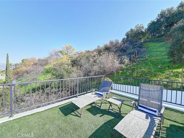 3952 Oakfield Drive, Sherman Oaks CA 91423
