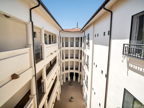 4724 Kester 410, Sherman Oaks CA 91403