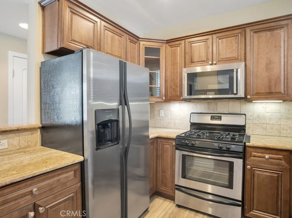 4724 Kester 410, Sherman Oaks CA 91403