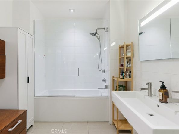 6735 Yucca Street 107, Los Angeles CA 90028