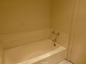 17914 Magnolia Boulevard 127, Encino CA 91316