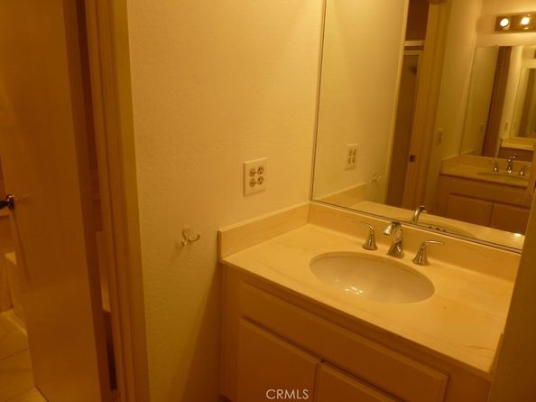 17914 Magnolia Boulevard 127, Encino CA 91316
