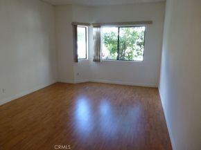 17914 Magnolia Boulevard 127, Encino CA 91316