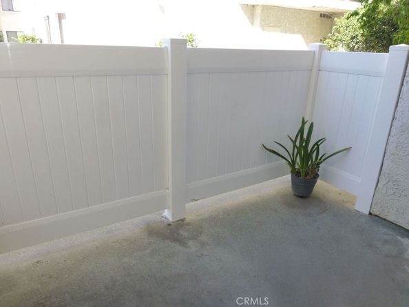 17914 Magnolia Boulevard 127, Encino CA 91316