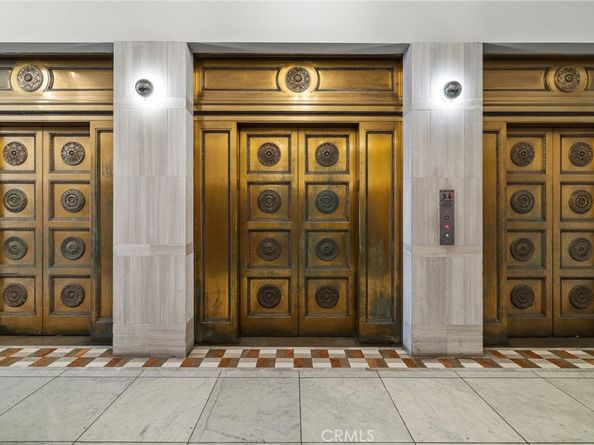 215 W 7th Street 1008, Los Angeles CA 90014