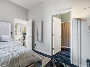 215 W 7th Street 1008, Los Angeles CA 90014