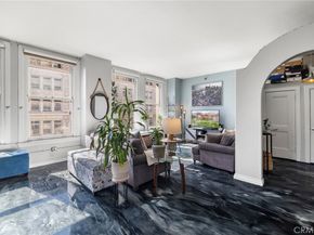 215 W 7th Street 1008, Los Angeles CA 90014