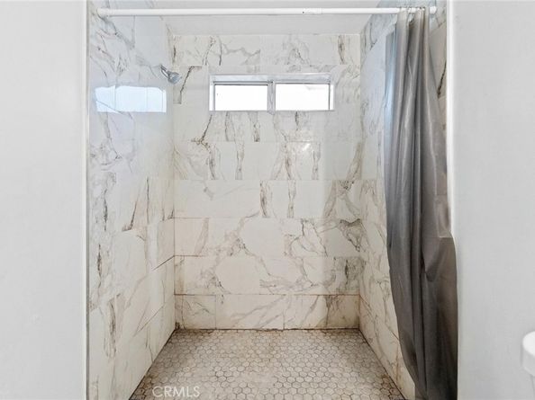 15219 Willard, Van Nuys CA 91402