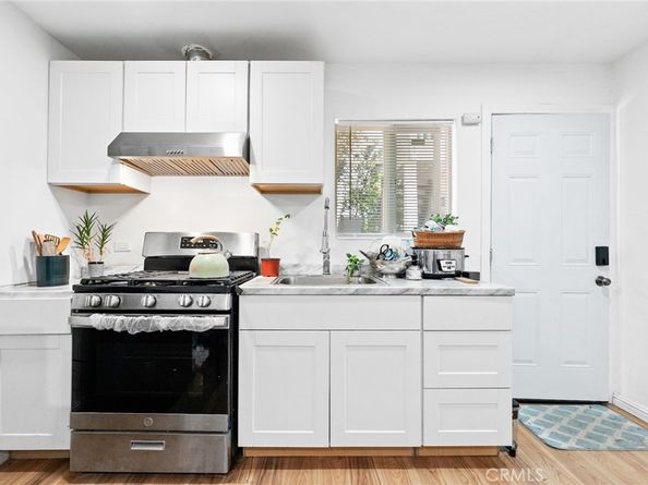 15219 Willard, Van Nuys CA 91402