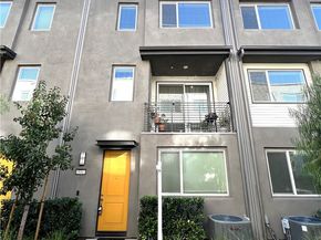 18447 W Mural, Northridge CA 91325