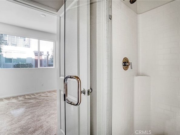 18447 W Mural, Northridge CA 91325