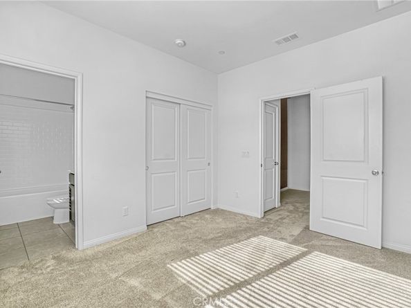 18447 W Mural, Northridge CA 91325