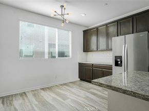 18447 W Mural, Northridge CA 91325