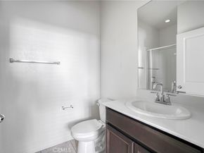 18447 W Mural, Northridge CA 91325