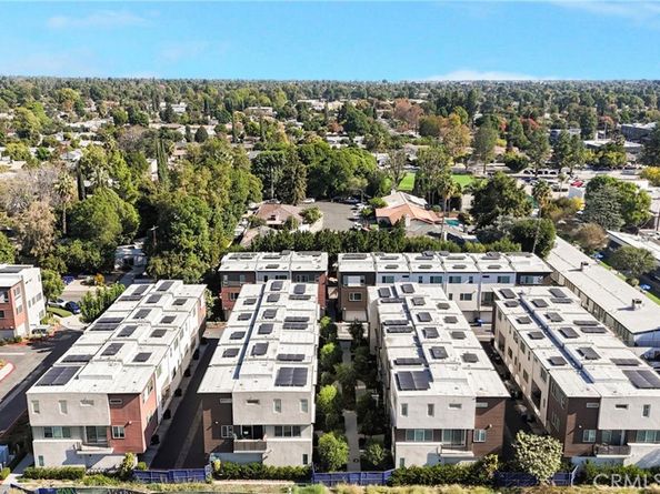 18447 W Mural, Northridge CA 91325