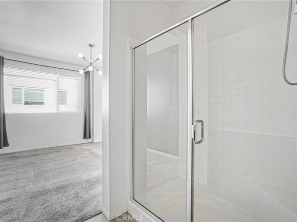 18447 W Mural, Northridge CA 91325