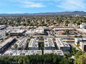 18447 W Mural, Northridge CA 91325