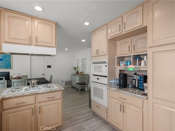 22041 Kinzie Street, Chatsworth CA 91311