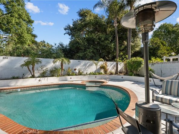 22041 Kinzie Street, Chatsworth CA 91311