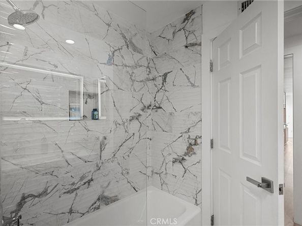 22041 Kinzie Street, Chatsworth CA 91311