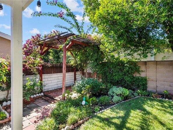 6047 Shadyglade, Valley Glen CA 91606