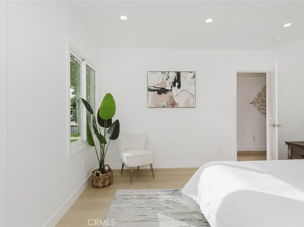 8003 Aldea, Van Nuys CA 91406