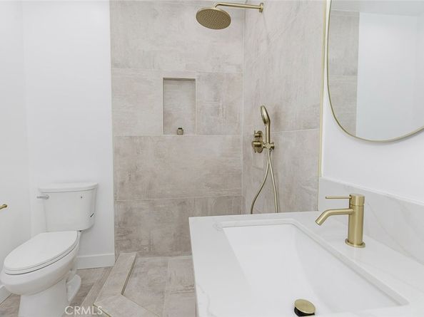 8003 Aldea, Van Nuys CA 91406