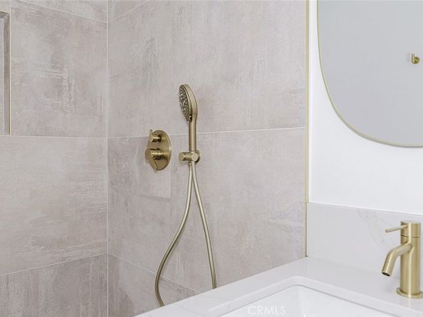 8003 Aldea, Van Nuys CA 91406