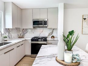 8003 Aldea, Van Nuys CA 91406