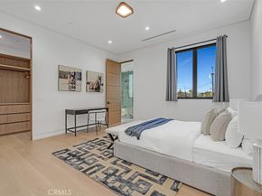 13016 Chandler, Sherman Oaks CA 91401