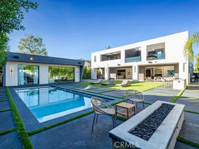 13016 Chandler, Sherman Oaks CA 91401